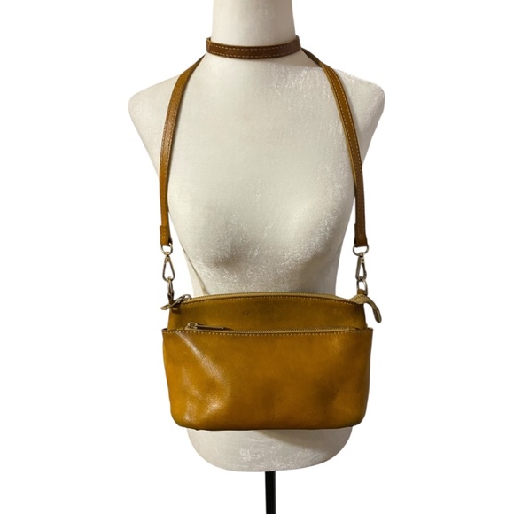 Divina Firenze mustard yellow leather crossbody bag - Picture 1 of 14
